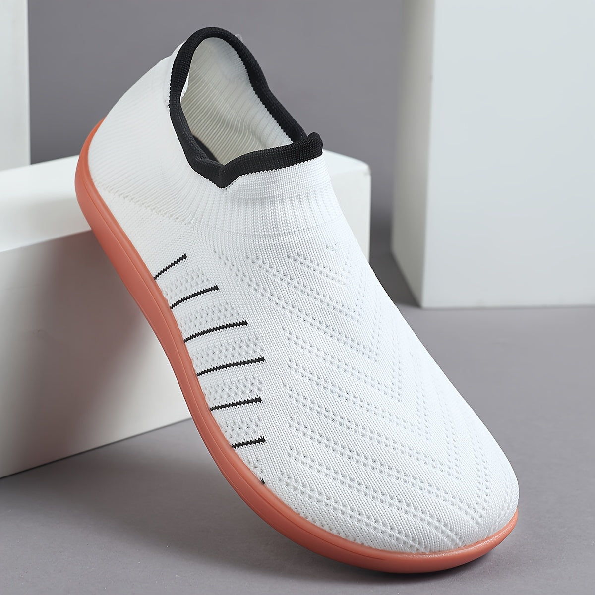 Women's Wide Fit Slip-Resistant Minimalist Sneakers - Breathable Slip-On Walking Shoes